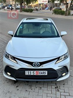 تۆیۆتا کامری